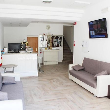 Hotel Luna Rimini Ngoại thất bức ảnh