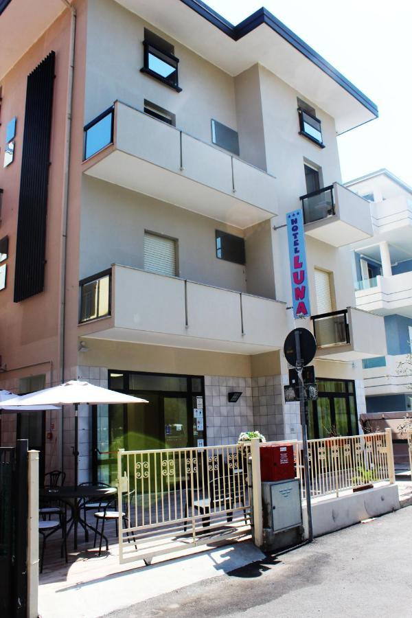 Hotel Luna Rimini Ngoại thất bức ảnh