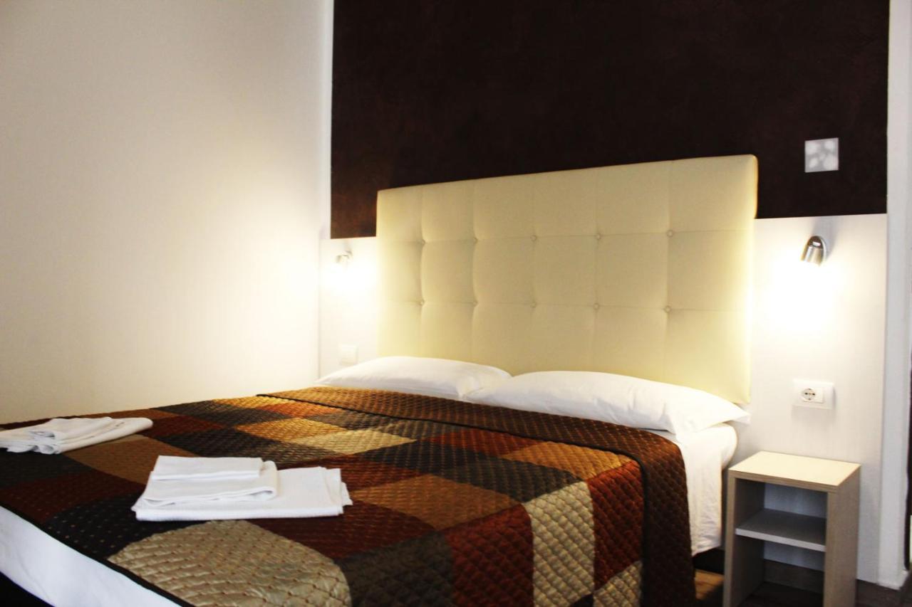 Hotel Luna Rimini Ngoại thất bức ảnh
