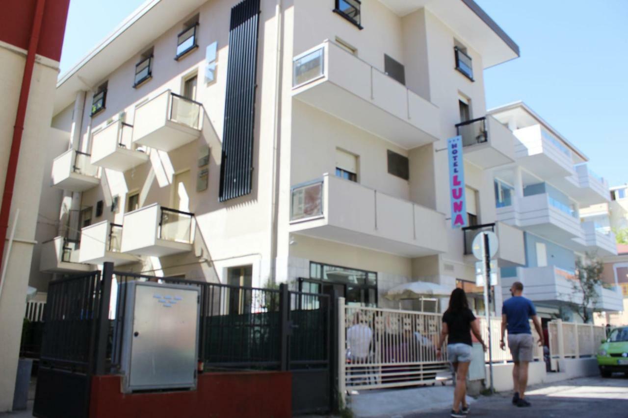 Hotel Luna Rimini Ngoại thất bức ảnh